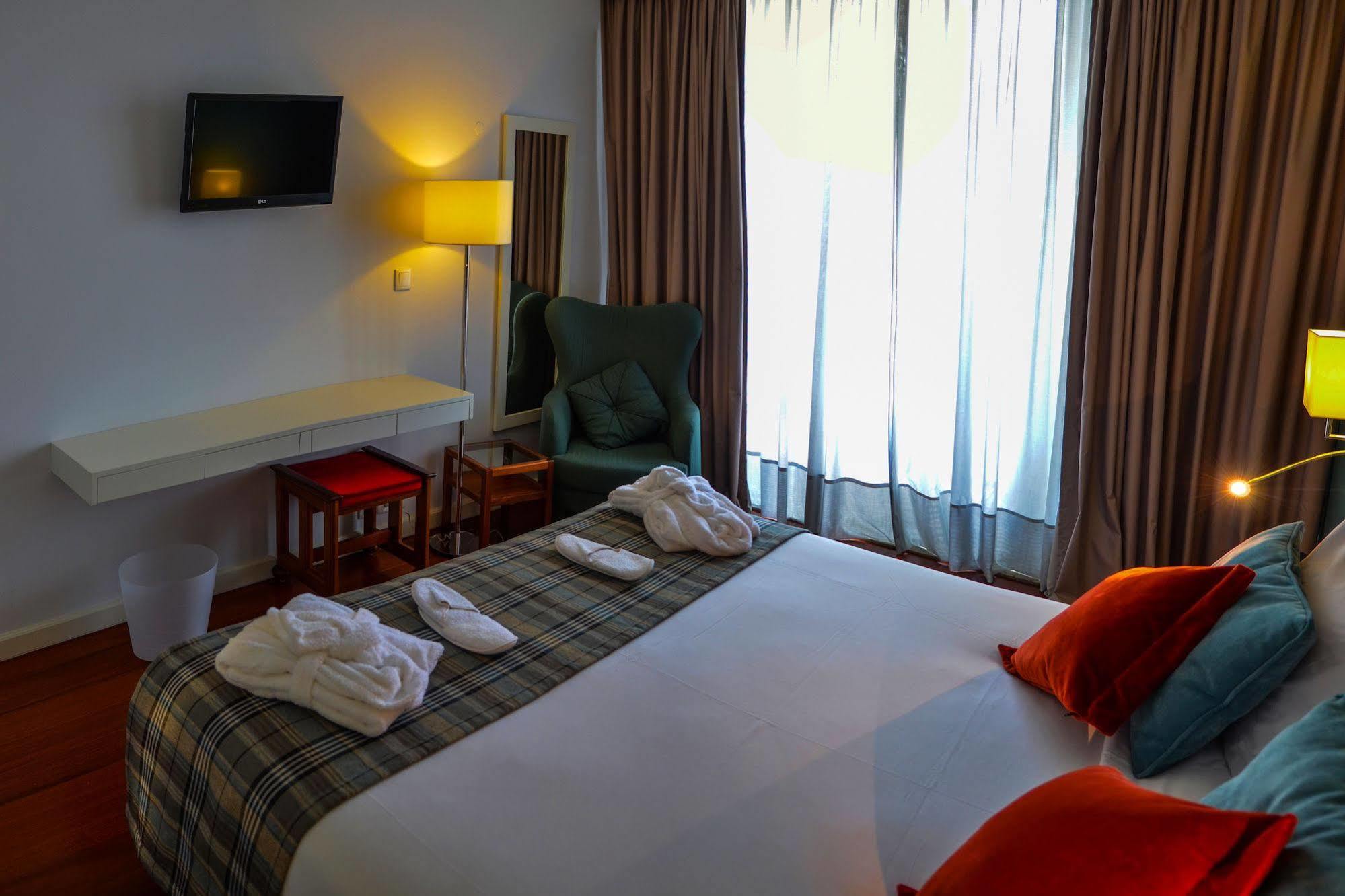 Hotel Sao Bento Da Porta Aberta & Spa Geres Bagian luar foto